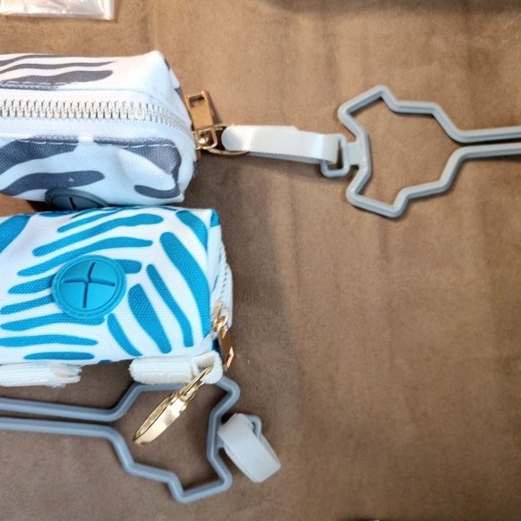 New Puppy Starter Kit-Eight Items Lot-Retail $100.00 - Picture 10 of 11